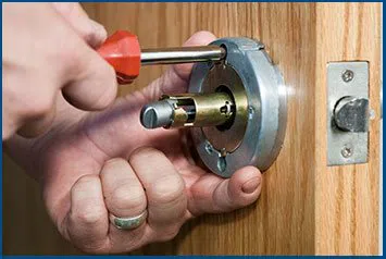 Bothell Locksmith Store Bothell, WA 425-201-4129 - new-locks-installation-commercial